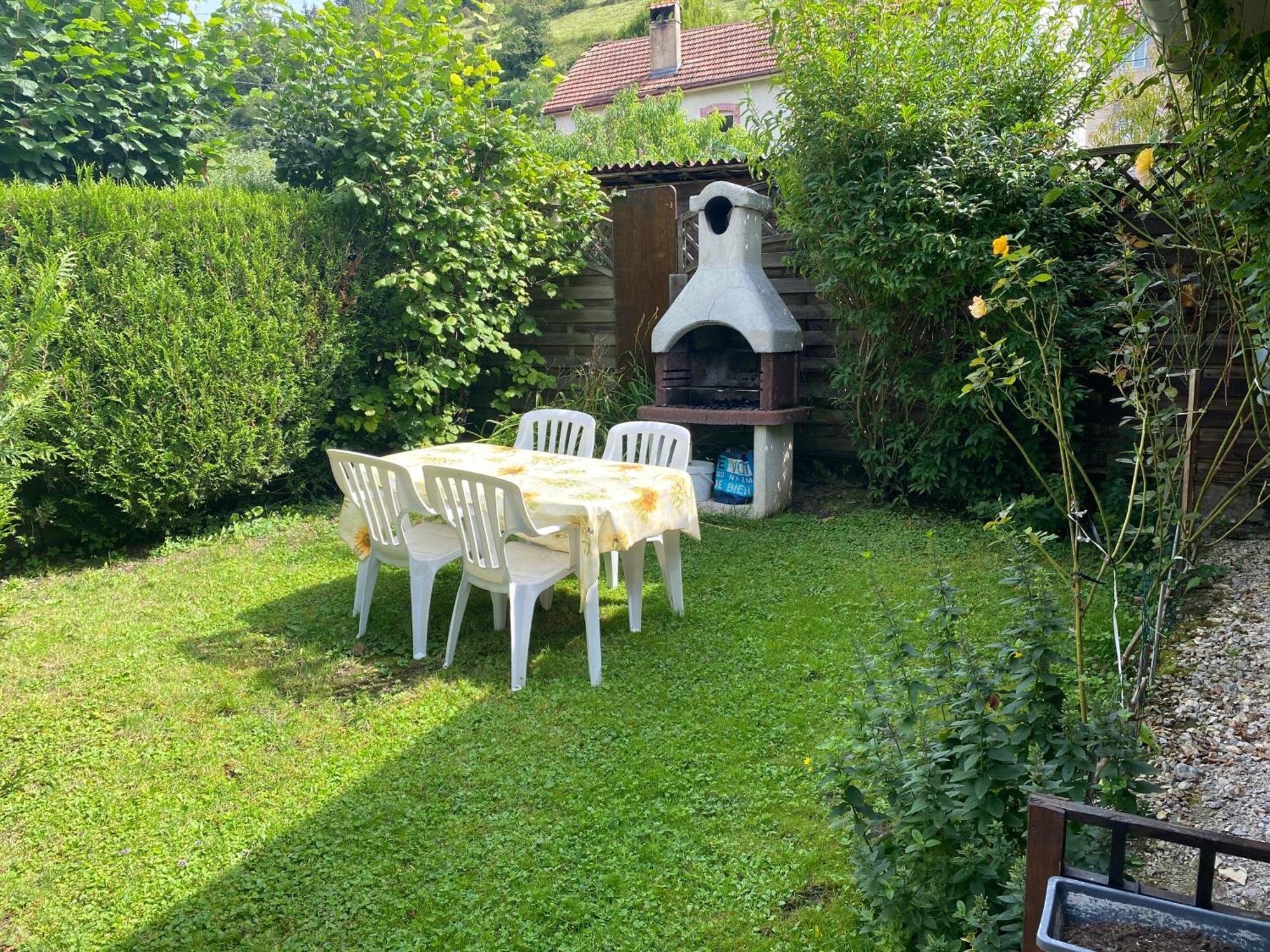 Gite Du Moulin Montgesoye Экстерьер фото